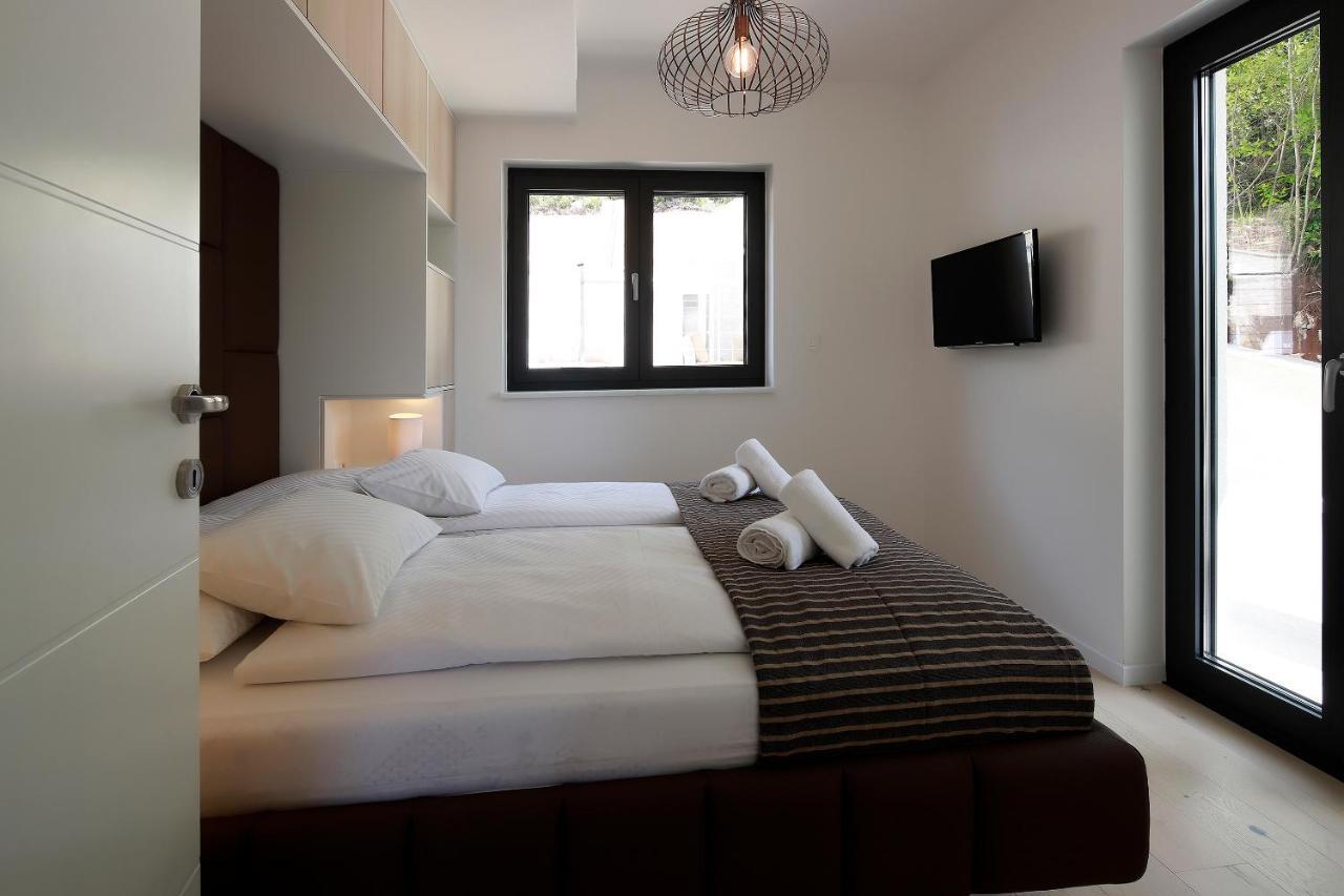 Modena Maris-Heated Pool-Grill-Relax-Jacuzzi Apartments Ičići Exterior foto